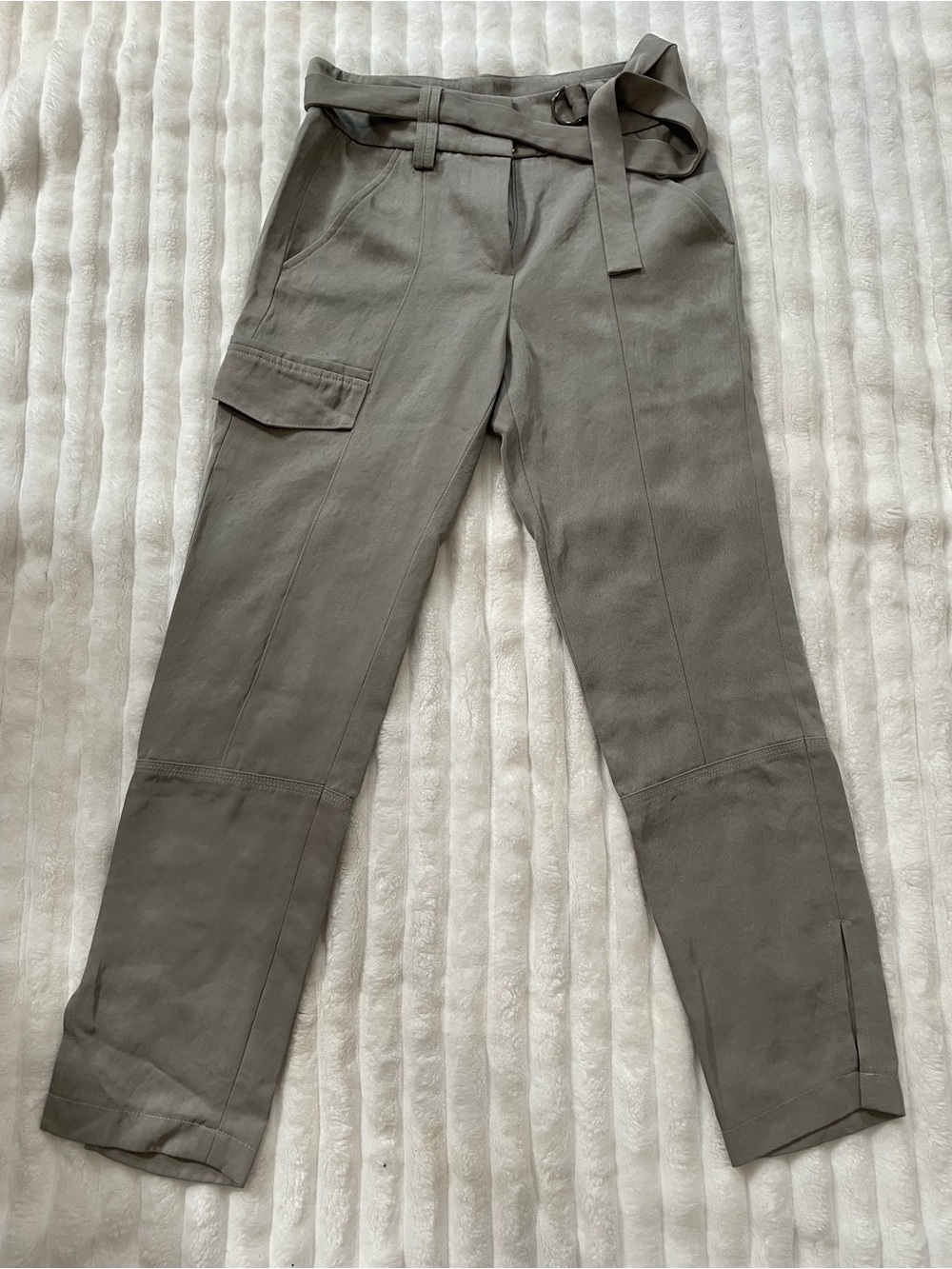 Judith y charles Women’s Gray Cargo Pants with Waist Tie
